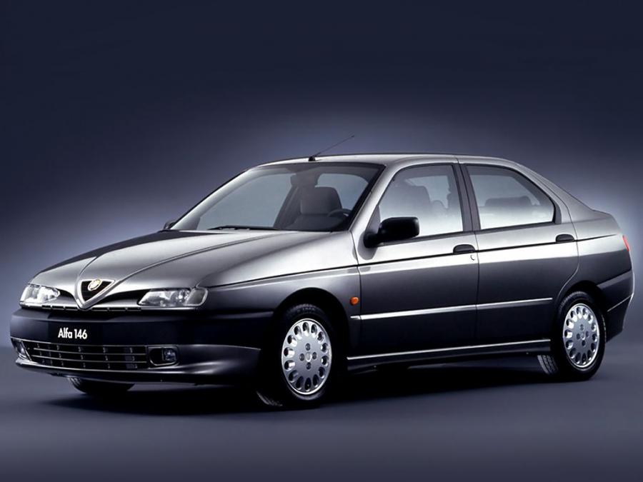  Alfa Romeo 146 1995 года  (WW) (фото 1 из 10)